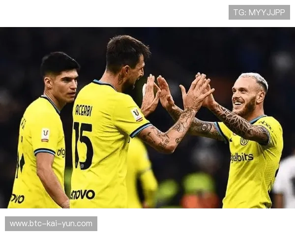 维罗纳2-2都灵，保级队主场韧性逼平欧战竞争者